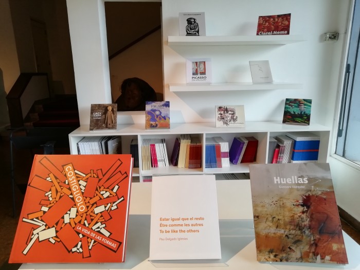  - Charla en la Feria del Libro - Arte catalogado - Museo Nacional de Artes Visuales