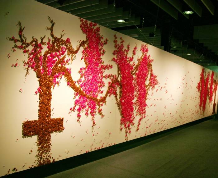 <a href='expos/tripleluz2009.pdf'>Lista de obras</a> - Triple luz - Artistas coreanos contemporáneos - Museo Nacional de Artes Visuales