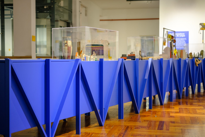  - Visita especial Diseño Museográfico de la exposición Somos Jugando - Museo Nacional de Artes Visuales