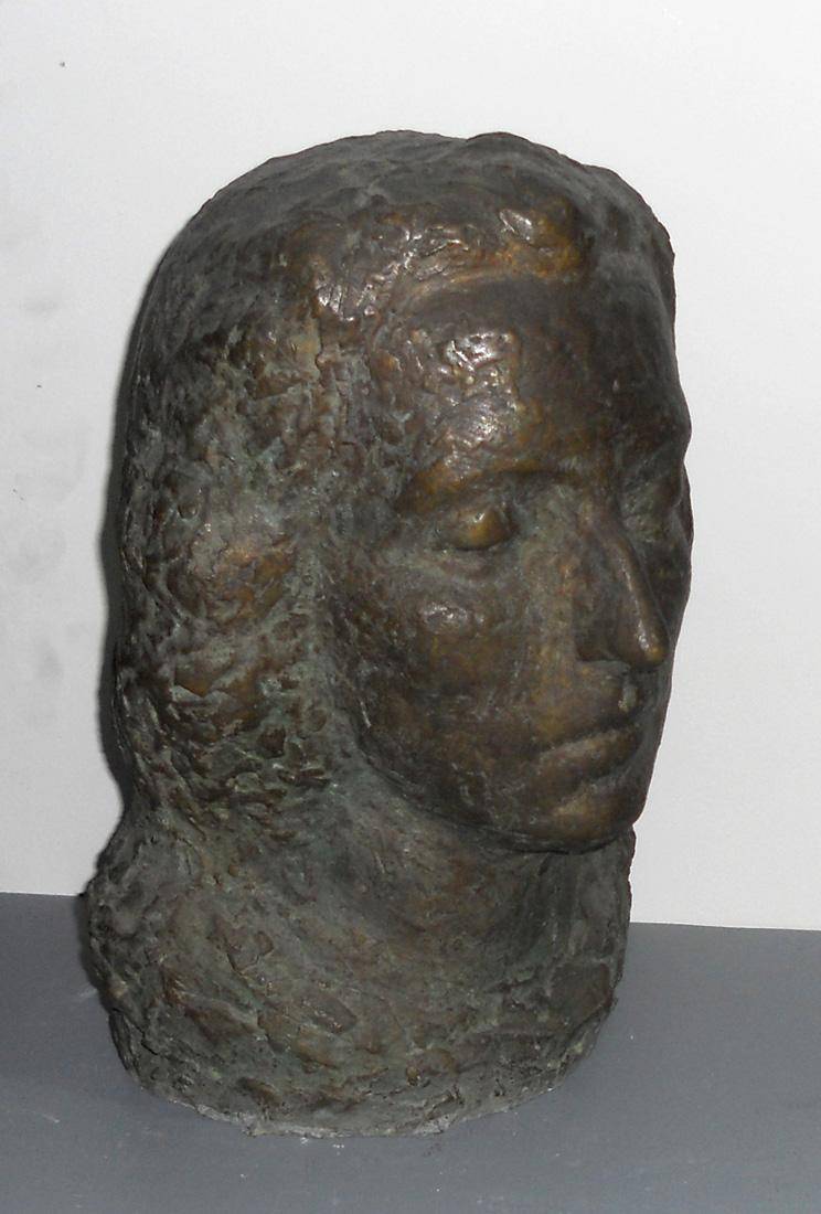 Estela, 1960. Juan Martín (1913-1999). Bronce.  34 x 25 x 26 cm. Nº inv. 2089.
