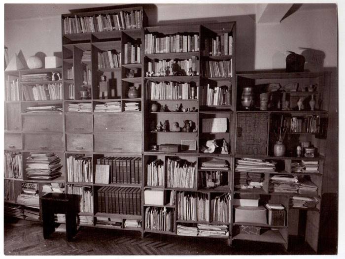 Foto de Biblioteca de Joaquín Torres García - Testoni Studios